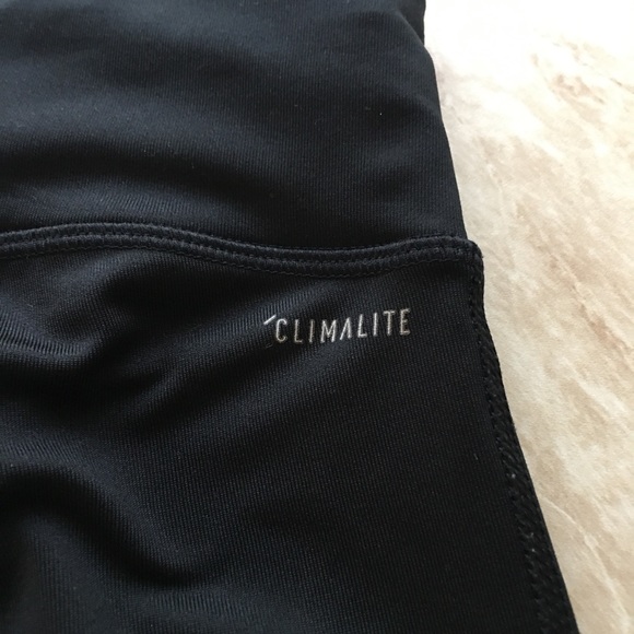 Adidas capri leggings.size small - Picture 5 of 5